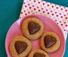 Honey Valentine cookies with icing